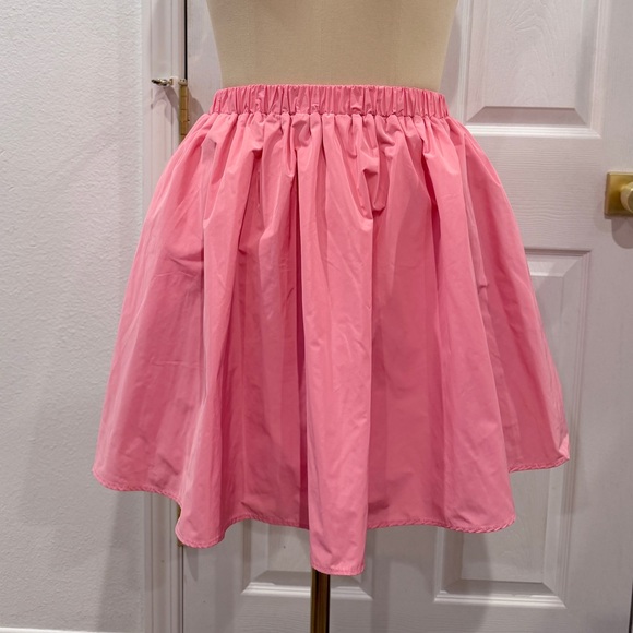 H&M Dresses & Skirts - H&M A-Line Dusty Pink Mini Skirt